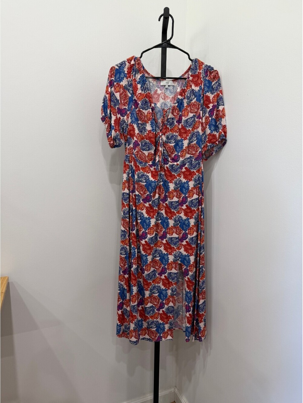 NSR Floral Midi Dress with Front Tie Detail, Size Large - Picture 2 of 8